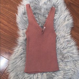 pink tank/crop top<3